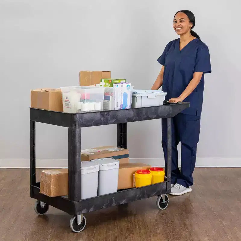 Carrello di servizio nero a 2 ripiani con ruote, 115,5 cm x 62,2 cm, capacità 226,8 kg