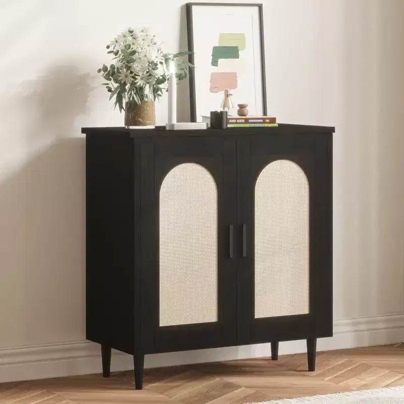 Credenza a buffet da 30" – Nero/Legno, frontale in rattan, gambe in legno massiccio