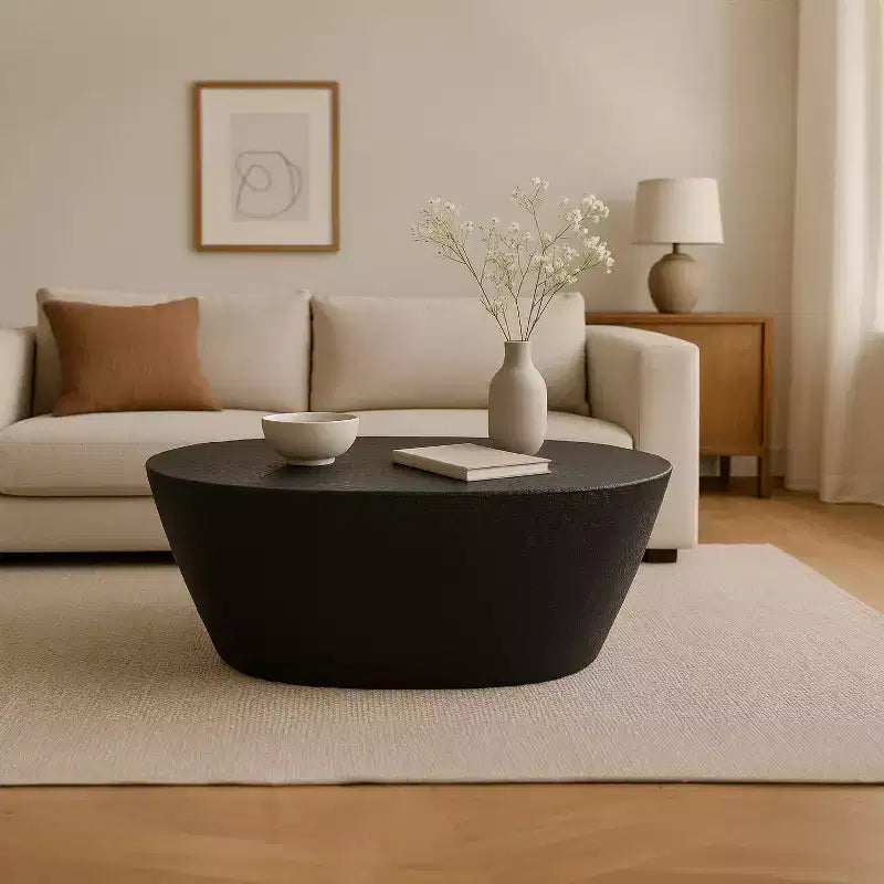 Tavolino da caffè in alluminio martellato nero, forma irregolare, 36"L × 18"P × 16"H