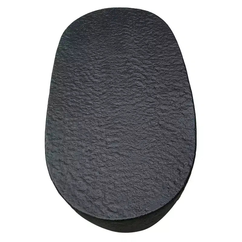 Tavolino da caffè in alluminio martellato nero, forma irregolare, 36"L × 18"P × 16"H